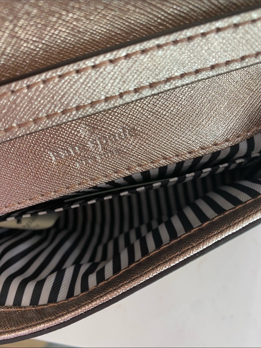 kate spade Metallic Rose Gold Chain Strap Crossbody Bag - Picture 6 of 8